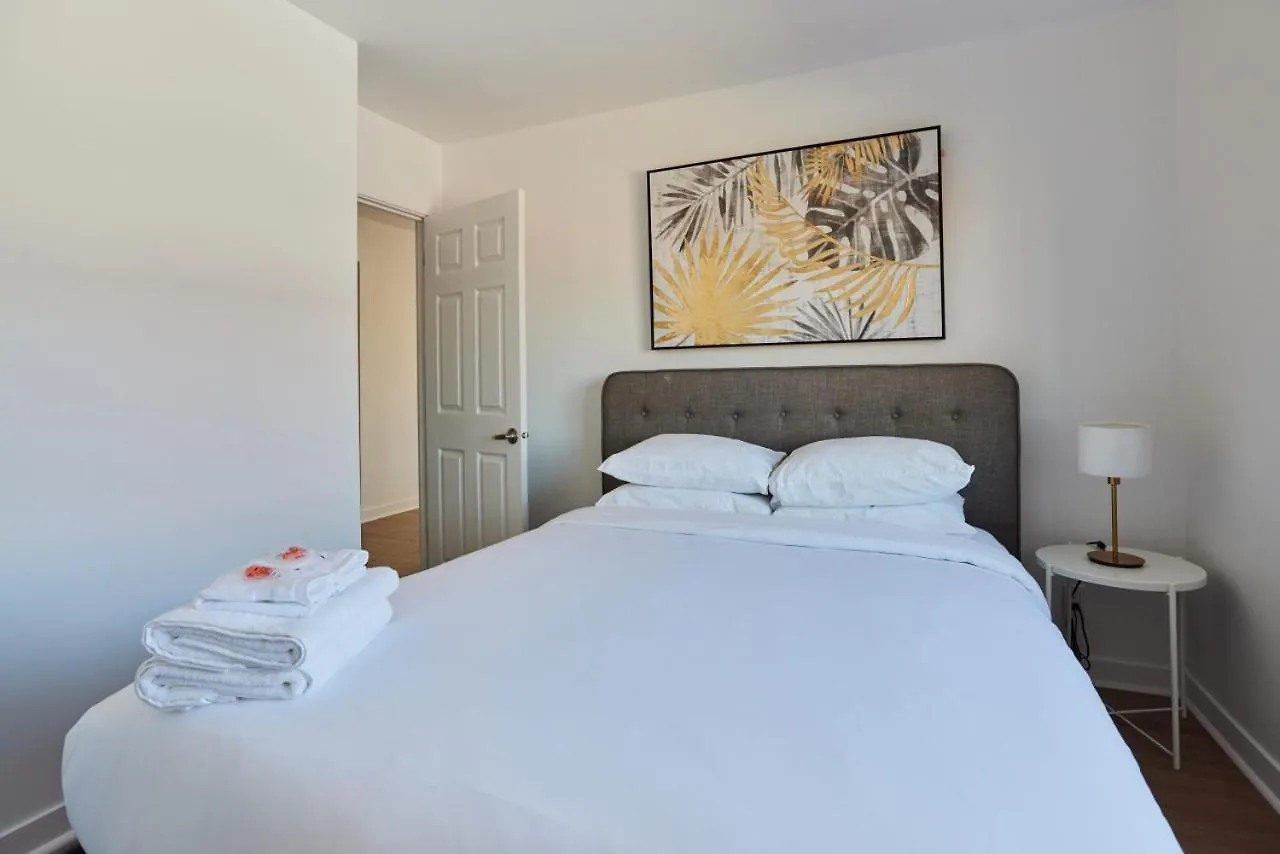 شقة فندقية مونتريال Hotel Laurence كندا