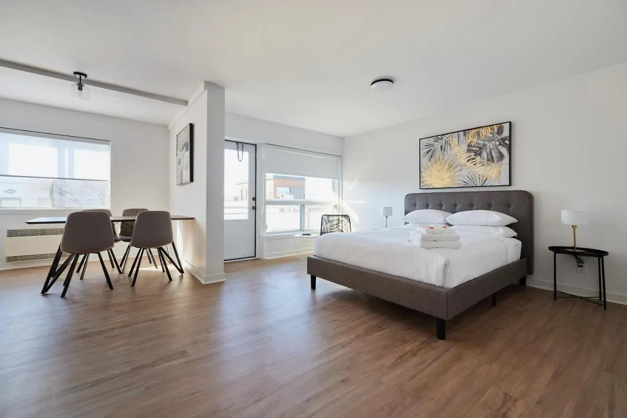 مونتريال Hotel Laurence شقة فندقية