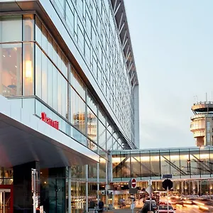 4* Otel Marriott Montreal Airport In-terminal